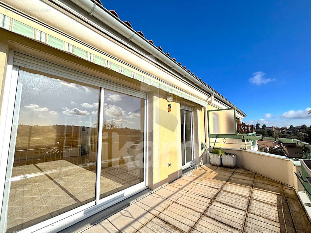 Appartement à CRAPONNE