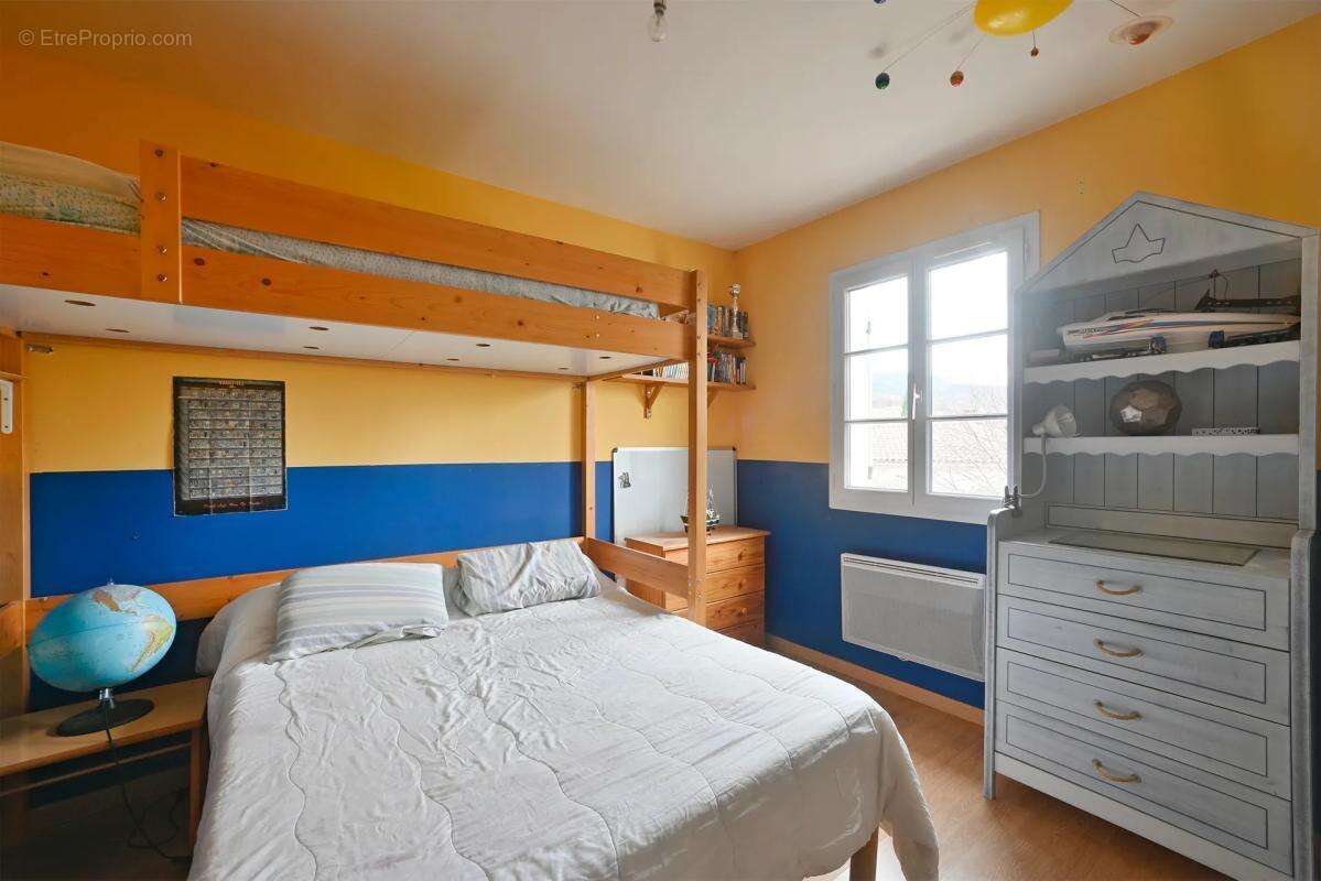 Maison à SAINT-PAUL-TROIS-CHATEAUX