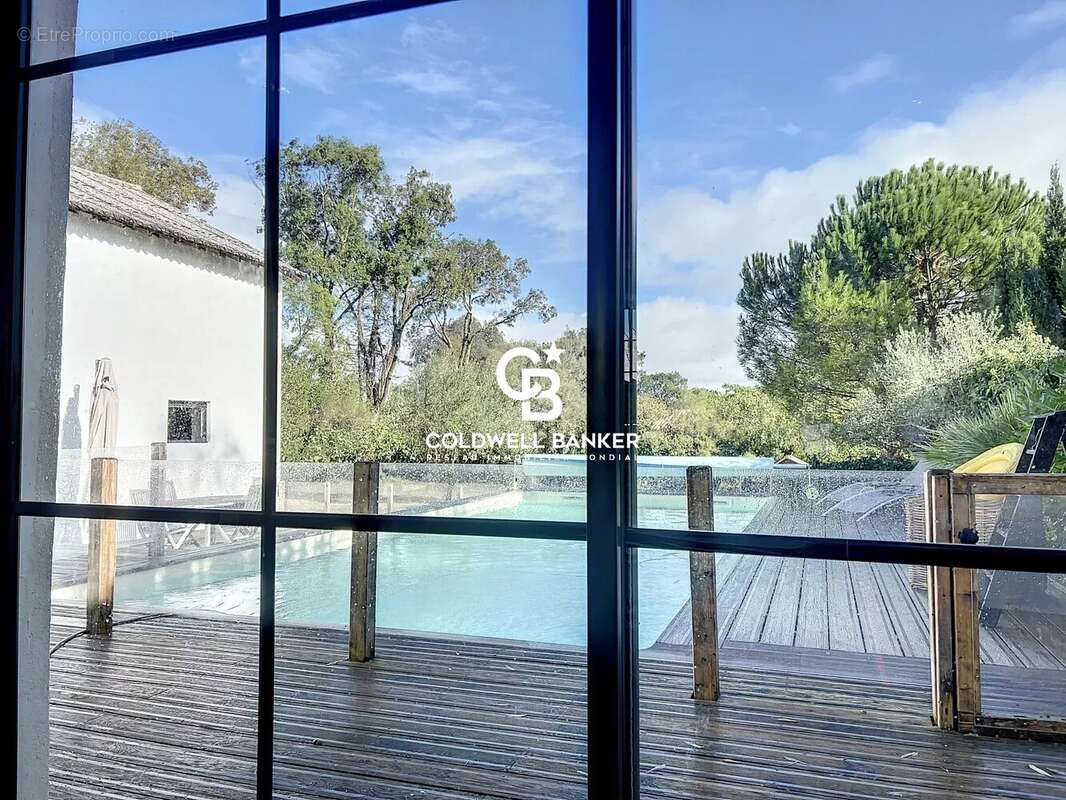 Maison à SAINTE-SOULLE