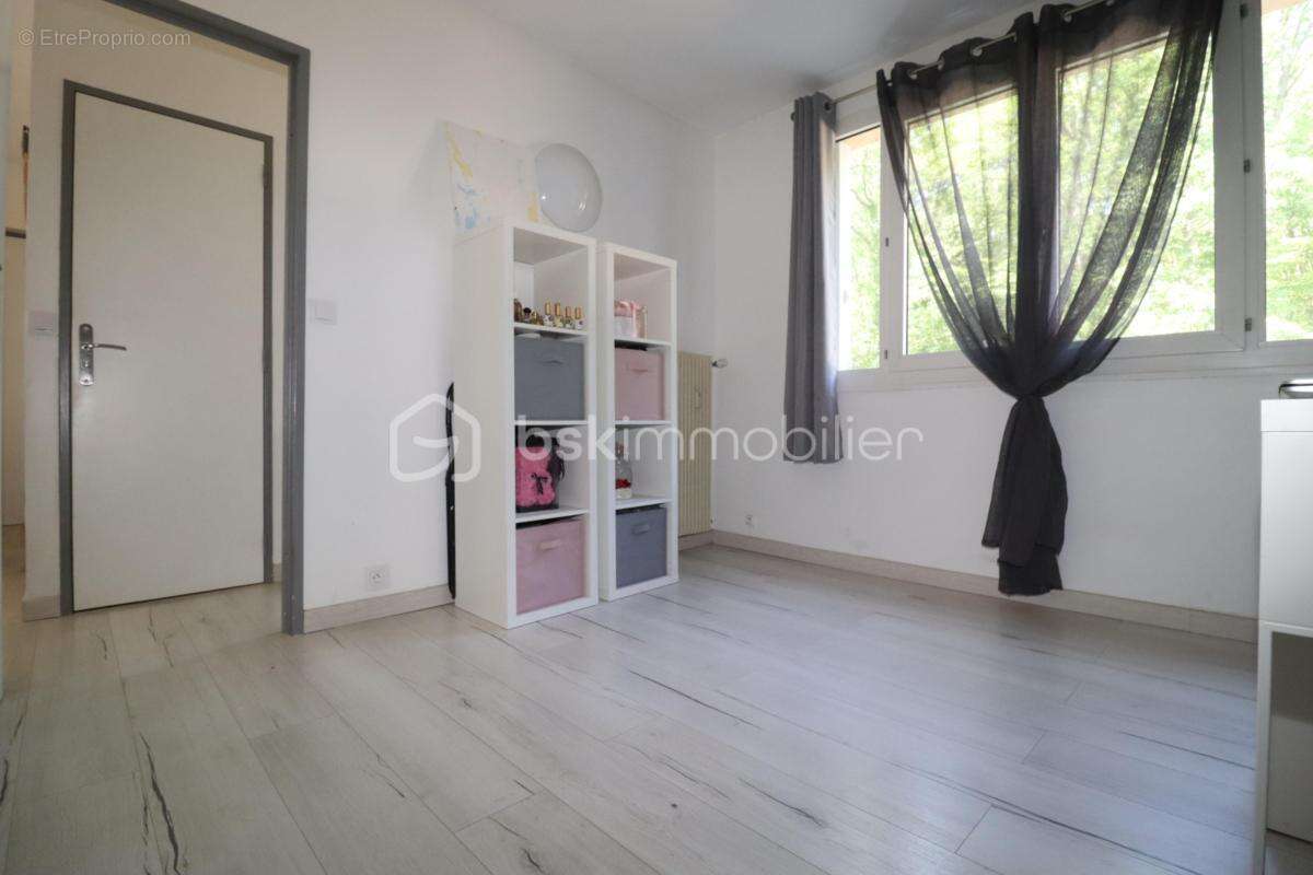 Appartement à SAINT-GERMAIN-LES-ARPAJON