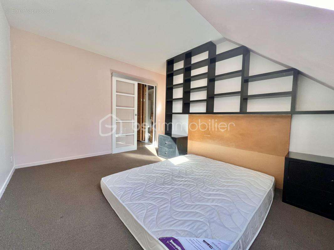 Appartement à BOUGIVAL