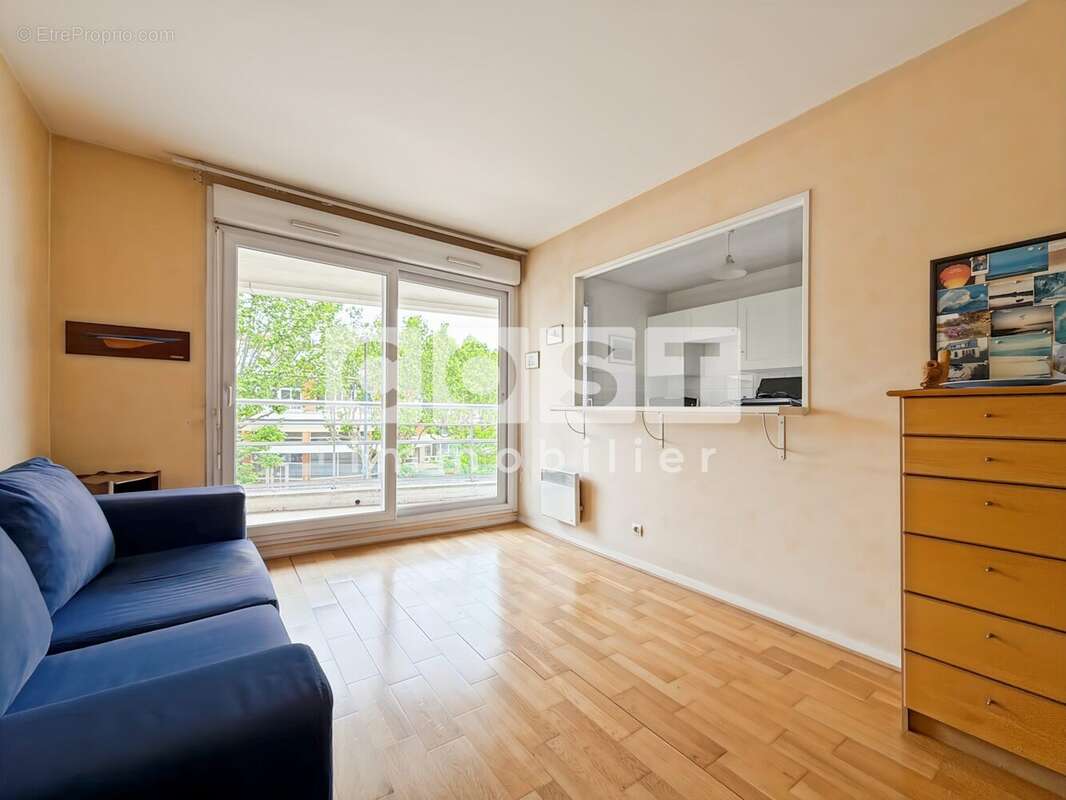 Appartement à ASNIERES-SUR-SEINE