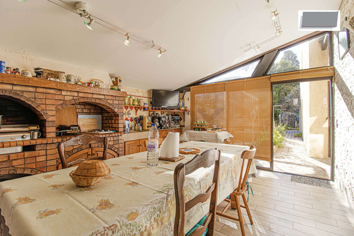 Appartement à OLLIOULES