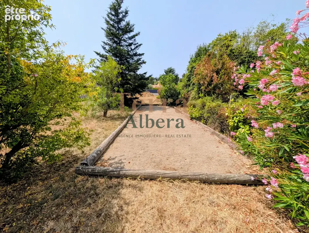 Laroque des Albères - Beau Terrain constructible hors lotissement viabilisé - photo 4