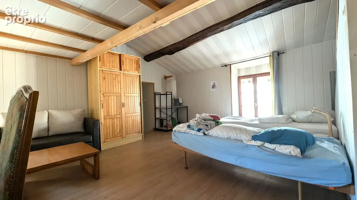Maison 200 m² Gigny 5 chambres 4 salles de bain - photo 17