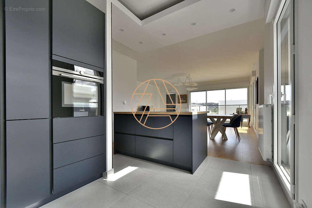 Appartement à SAINT-MAUR-DES-FOSSES