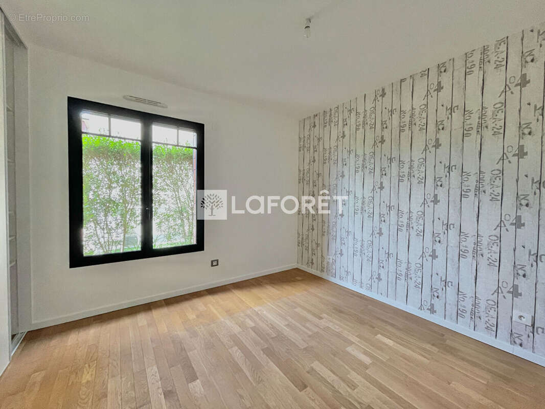 Appartement Santeny 3 pièce(s) 75 m2 - photo 12