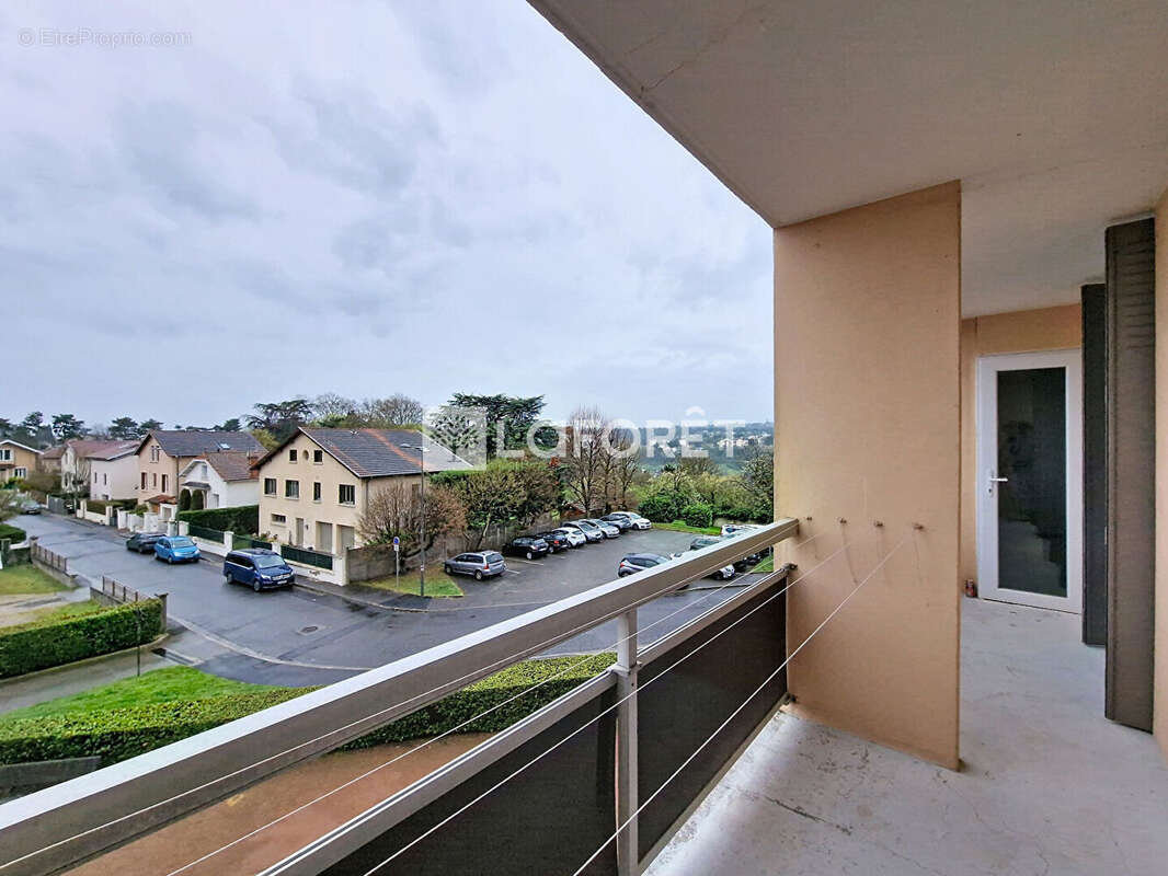 Appartement à CALUIRE-ET-CUIRE
