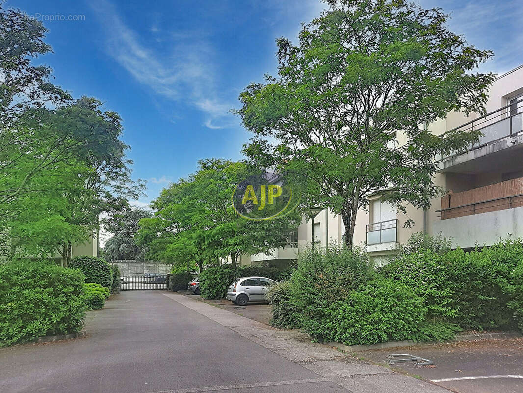 Appartement à SAINT-SEBASTIEN-SUR-LOIRE