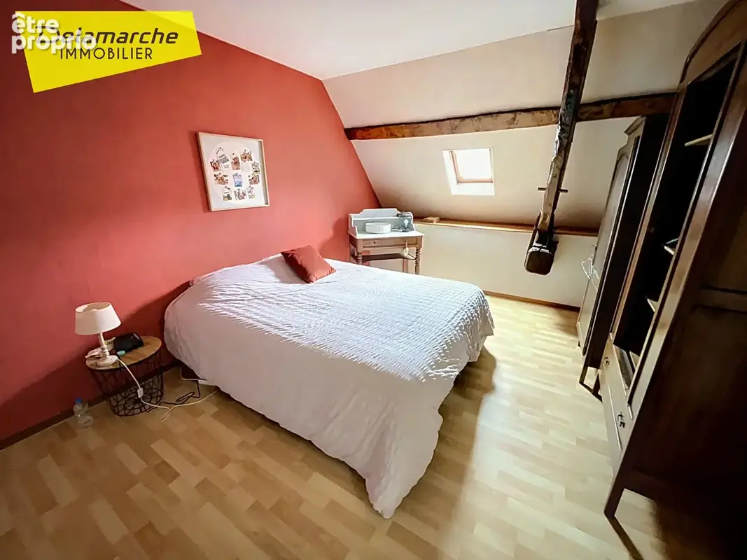 Maison avec 4 chambres située dans le bourg de VER - photo 5