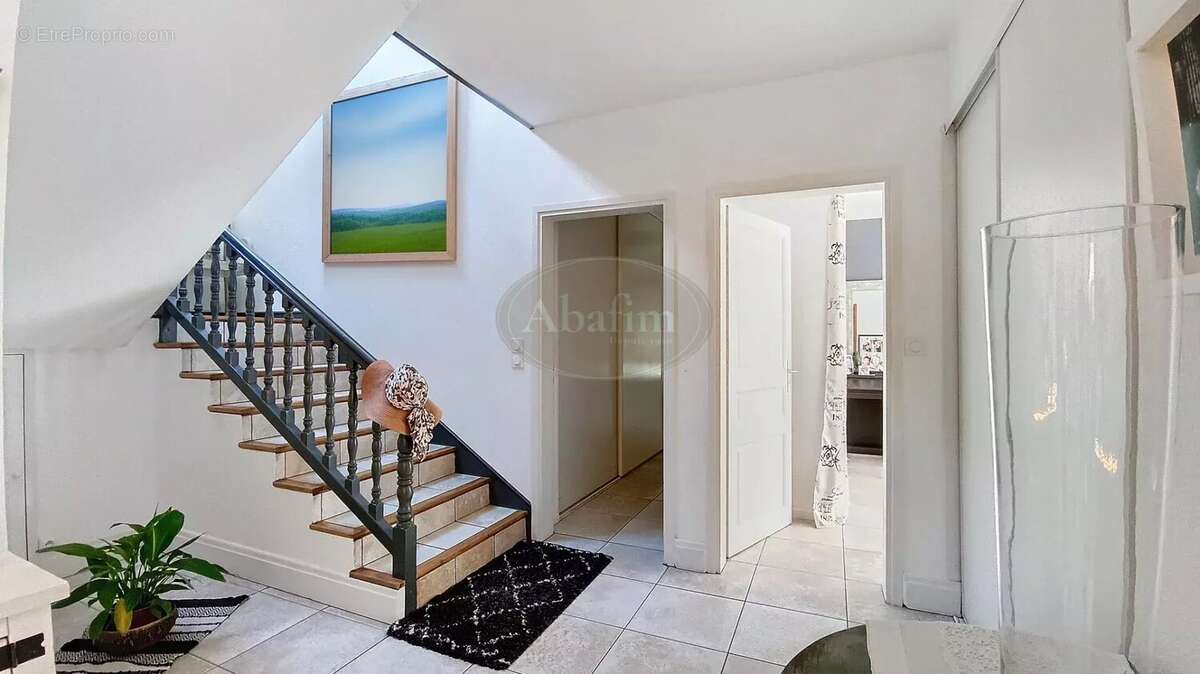 Maison à JUZET-DE-LUCHON