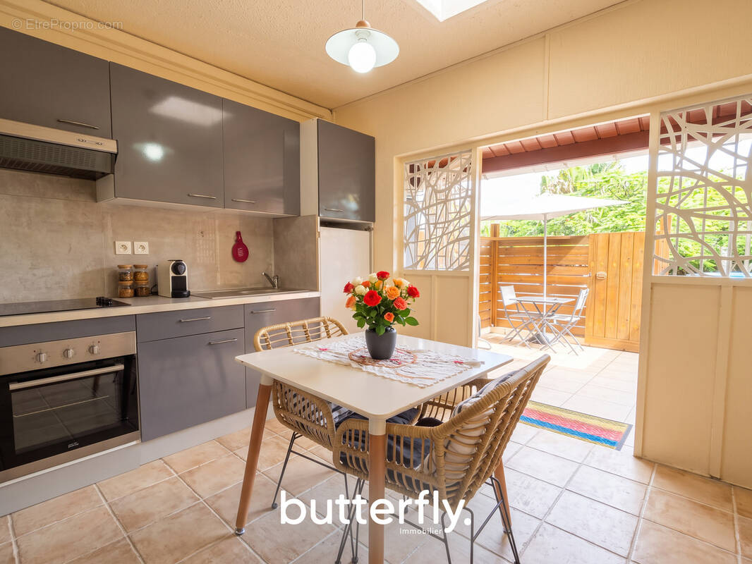 Appartement à LE GOSIER