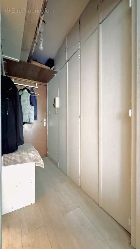 Appartement à PARIS-20E