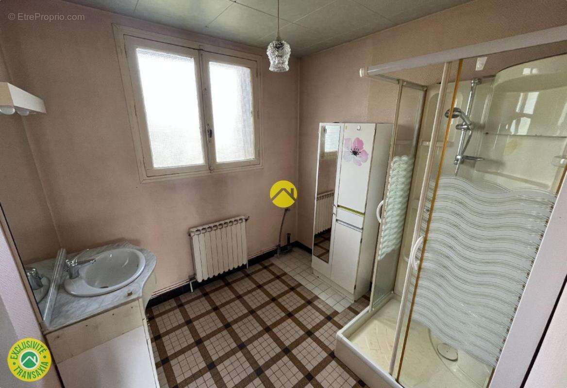 Maison à CHATEAUNEUF-SUR-CHER