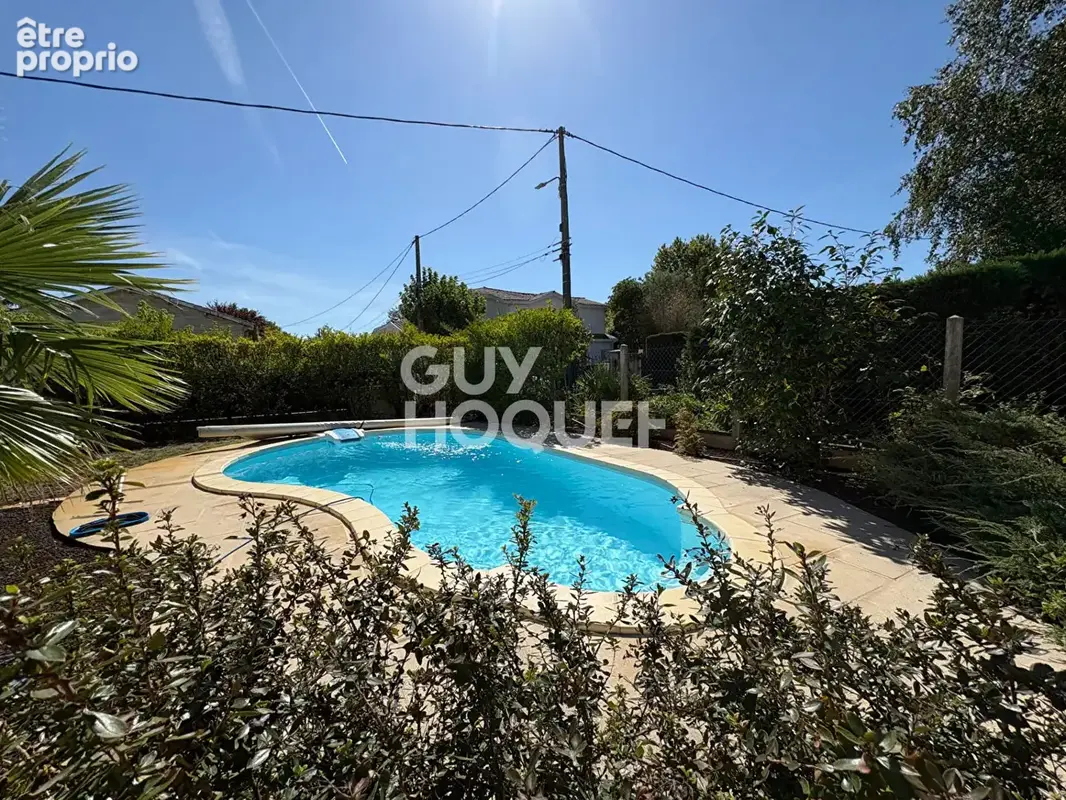 Propriété familiale de 225 m² avec piscine et garage - photo 17