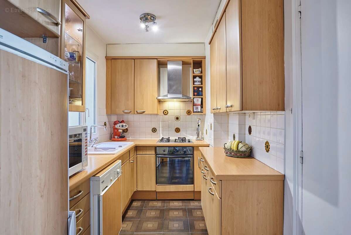 Appartement à PARIS-7E