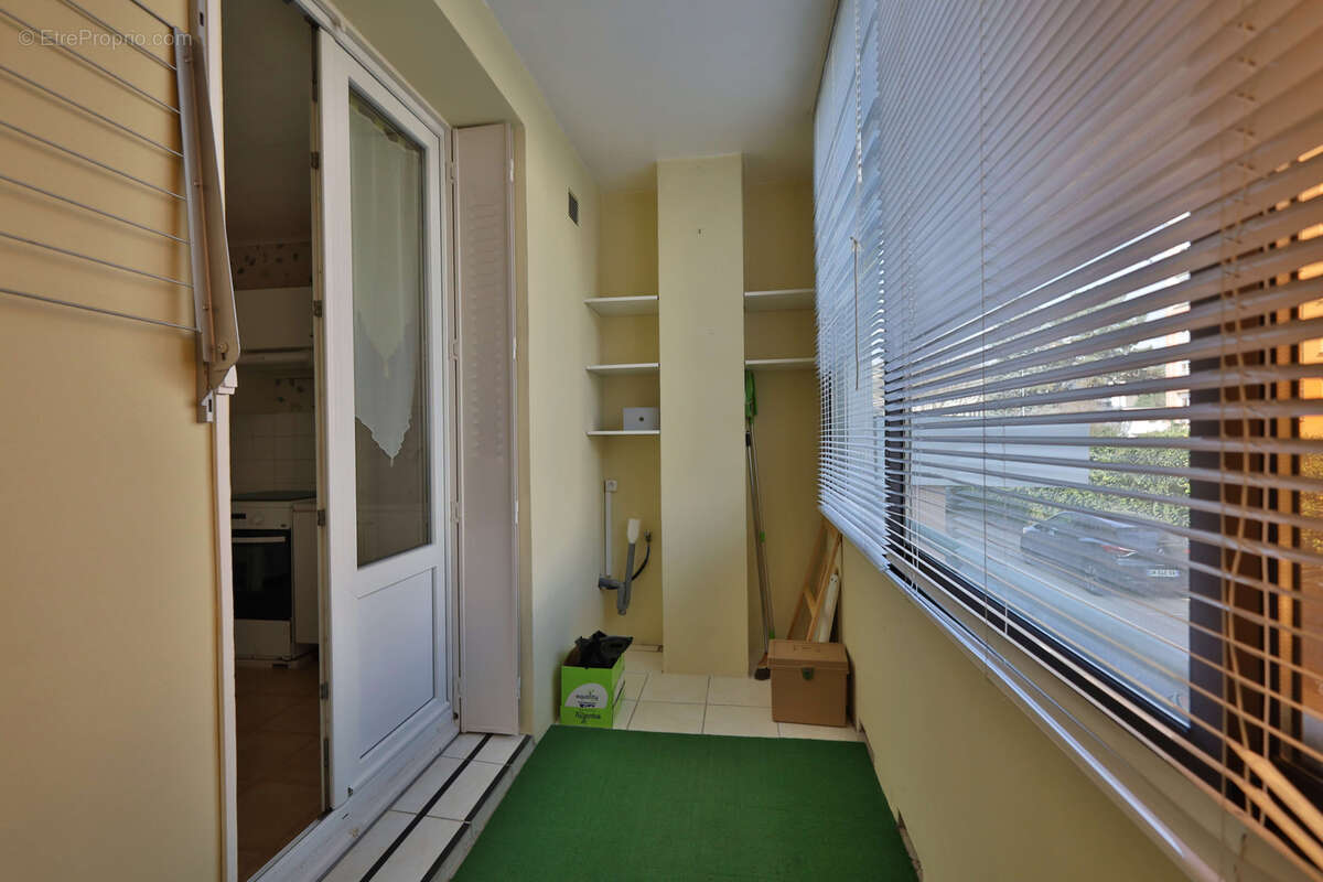 Appartement Type 3 - 67,78m2 habitables - Balcon - Cave - Place de parking Privative - photo 17