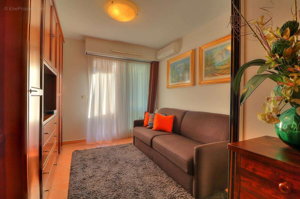 Appartement à CAGNES-SUR-MER