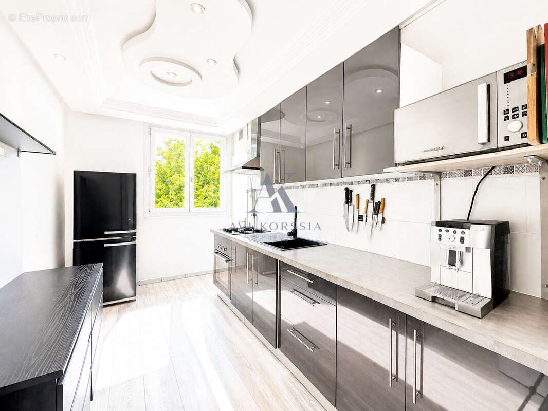 Saint-Priest   Appartement T4 de 62 m2 traversant avec balcon - photo 3