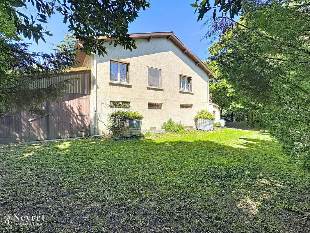 Maison à TALUYERS