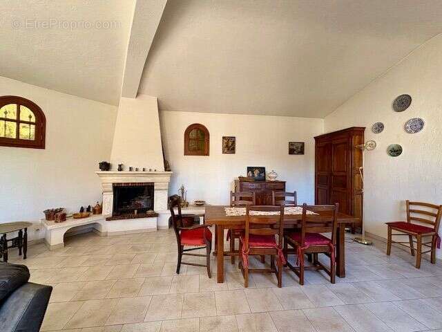 Maison à LA COLLE-SUR-LOUP