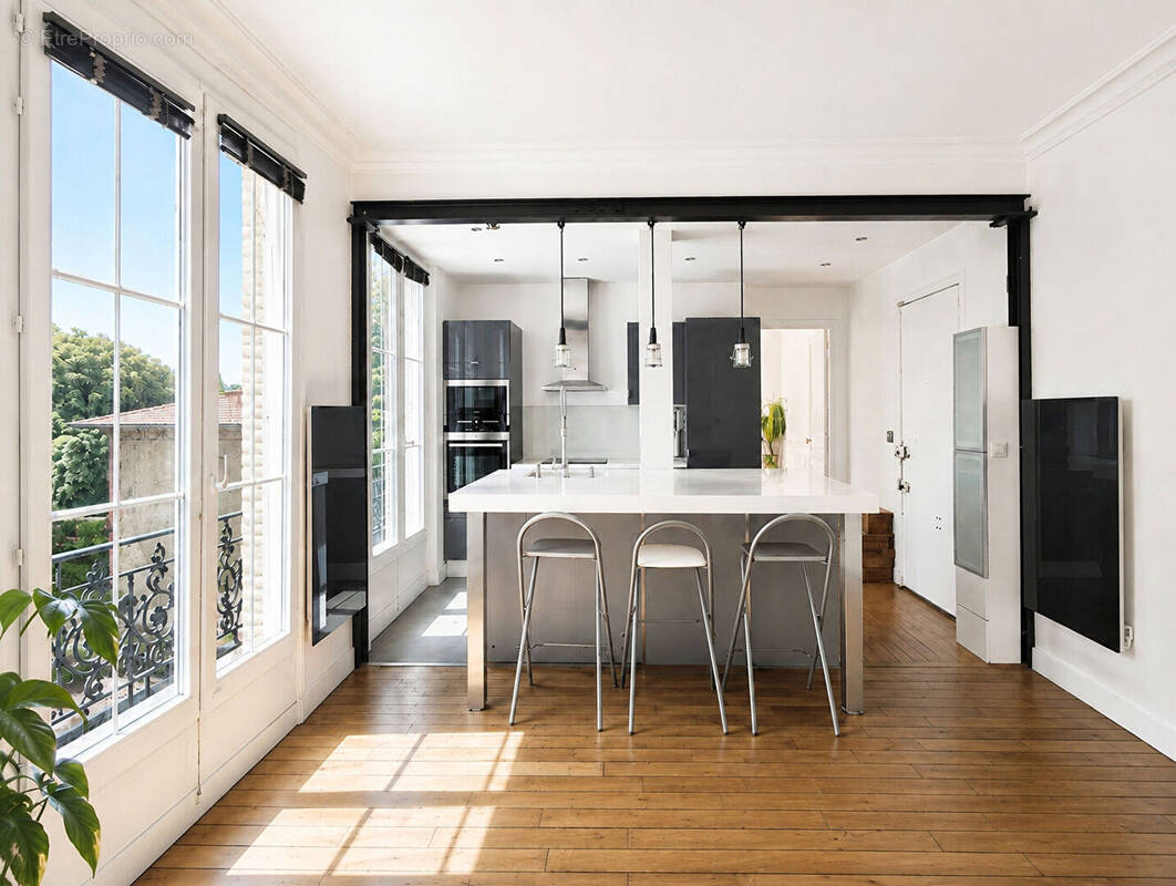 Appartement à PARIS-20E