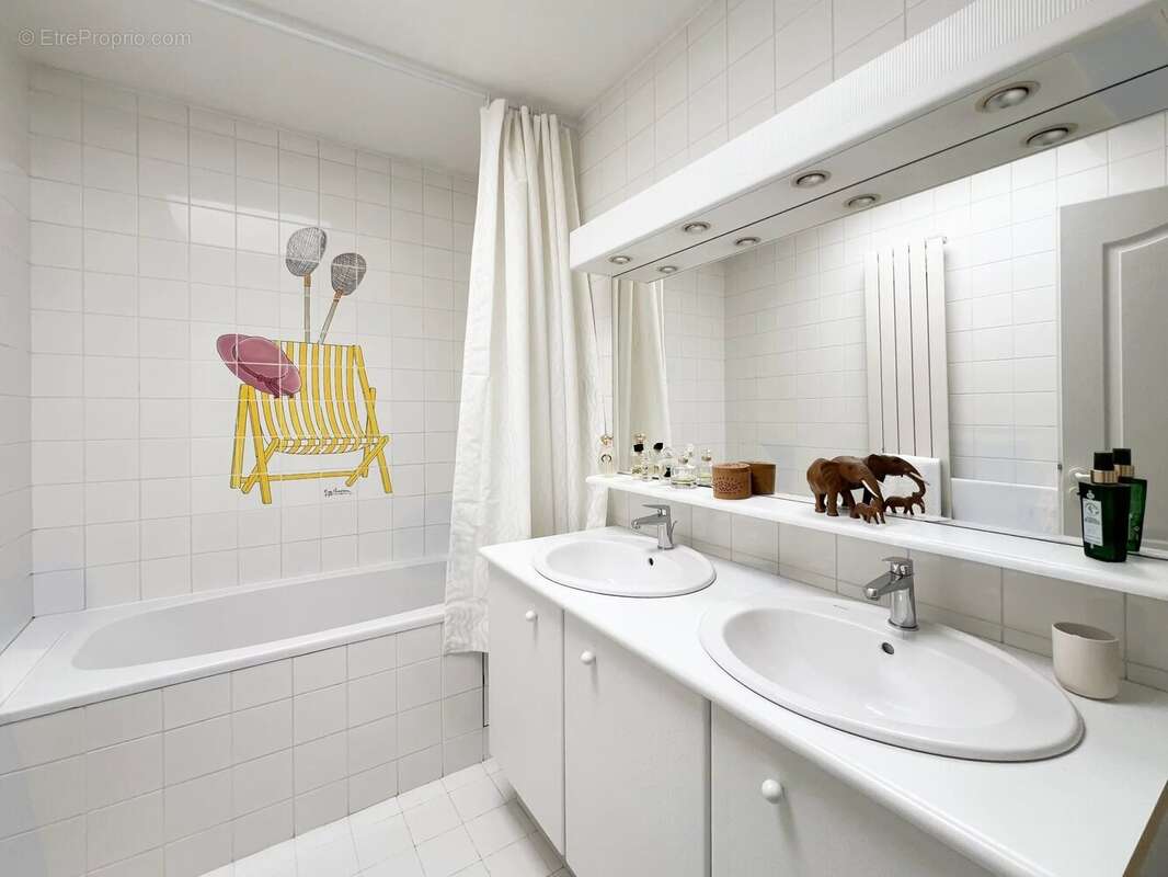 Appartement à SAINT-MAUR-DES-FOSSES