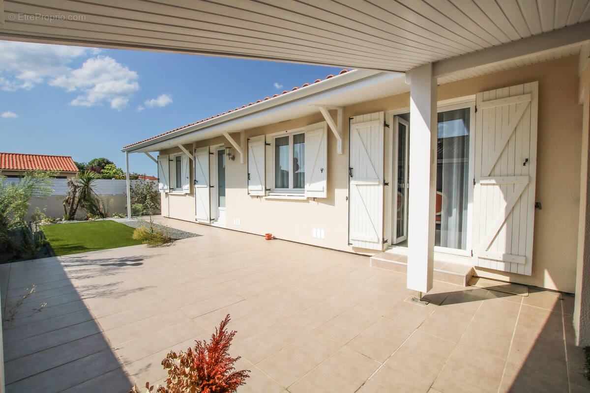 Maison à LE HAILLAN