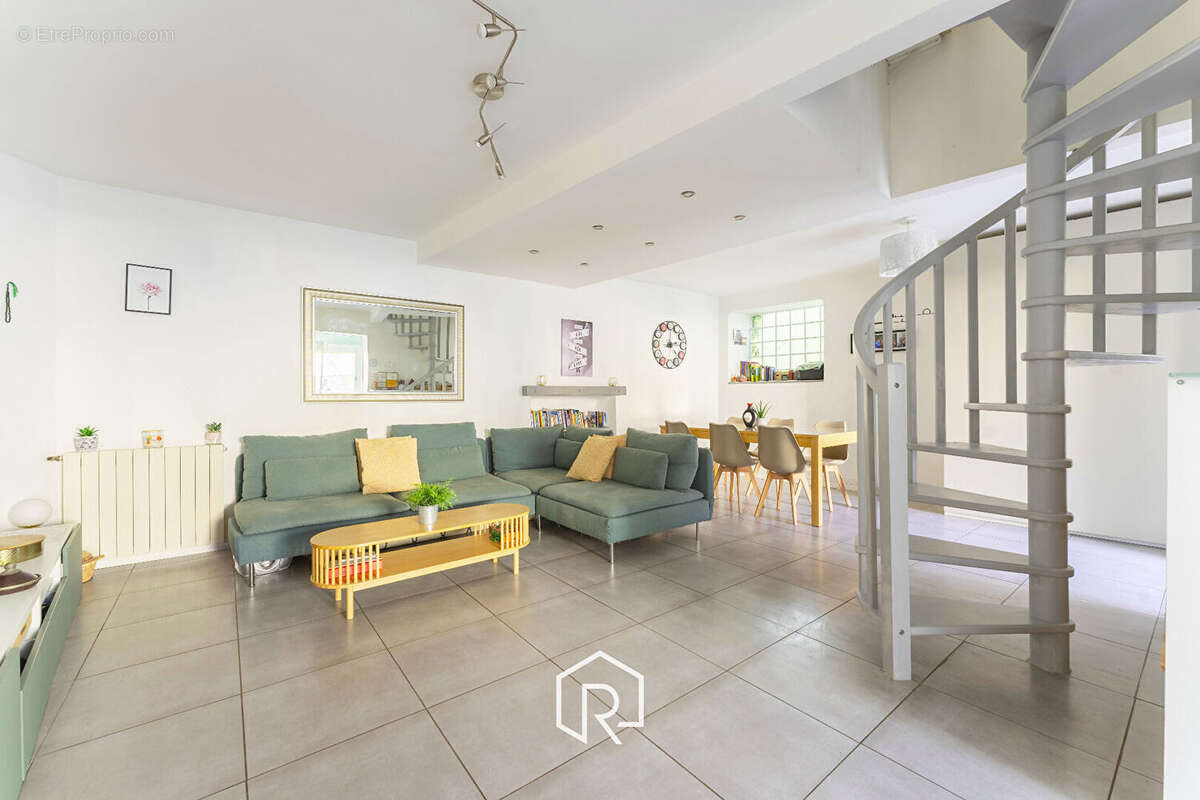 Maison à MARSEILLE-12E