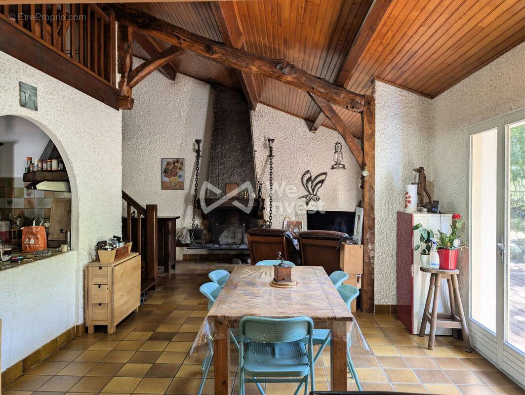 Maison 216 m² à Moustey  - photo 4