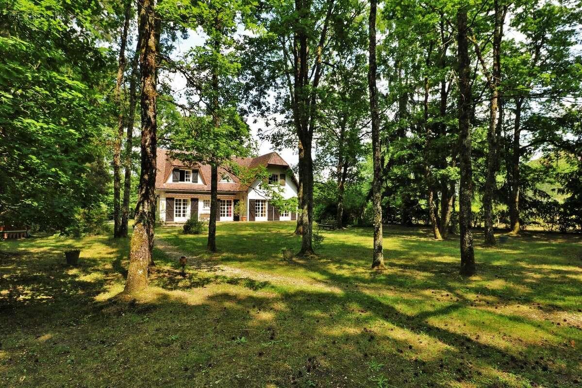 Maison à VARENNES-CHANGY