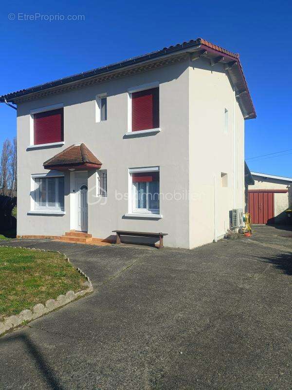 Maison à BIRON