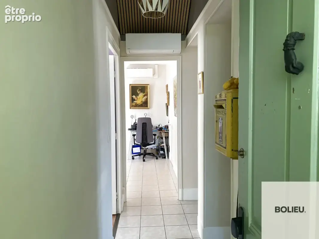 Appartement t3   73 m2   secteur place de la mairie - photo 16