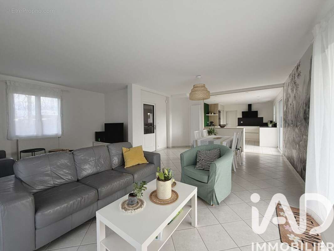 Photo 3 - Maison à SAINT-HILAIRE-DE-LOULAY