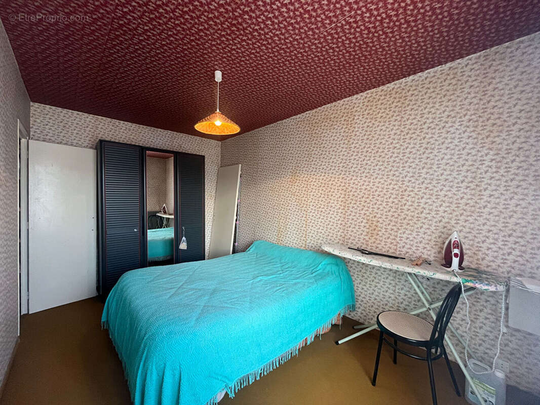 Maison à MONTELIMAR