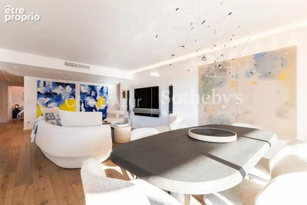 Saint Tropez, penthouse de 130 m² avec trois chambres et 40 m² de terrasses - photo 10