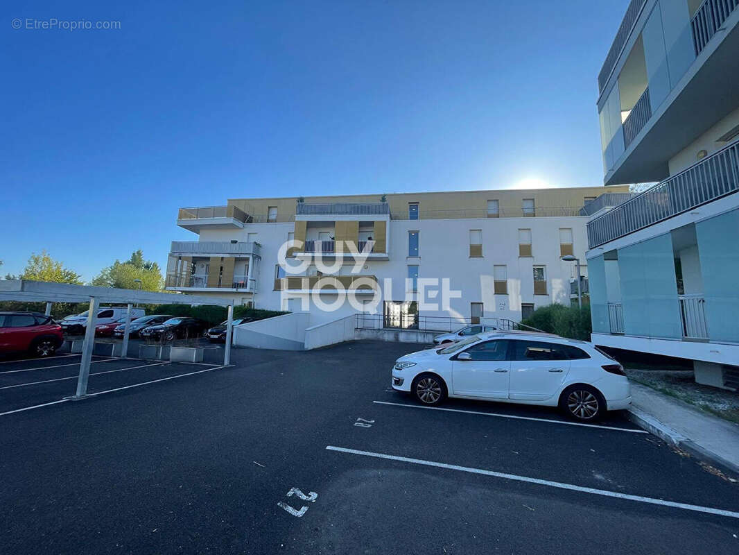 Appartement à VILLENAVE-D&#039;ORNON