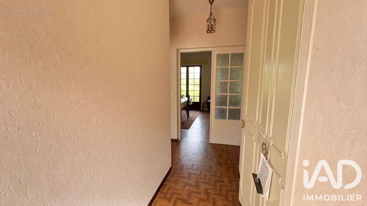 Maison 106 m² à La Ferte-Sous-Jouarre  - photo 8