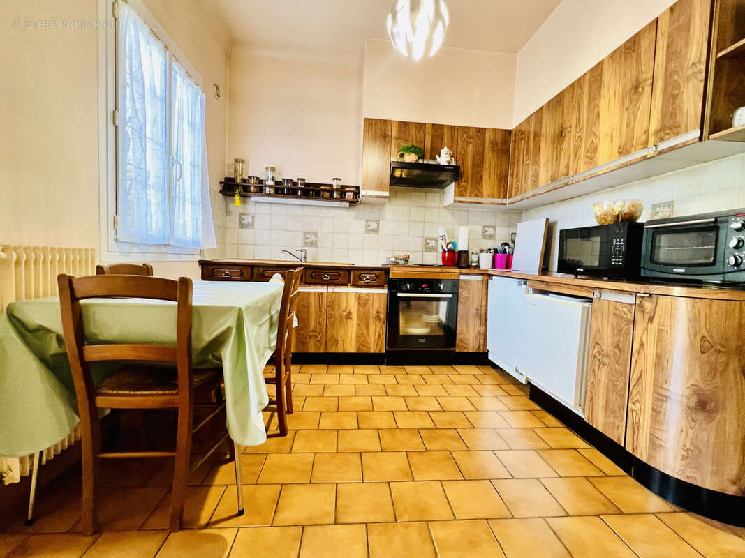 Maison à LE BLANC-MESNIL