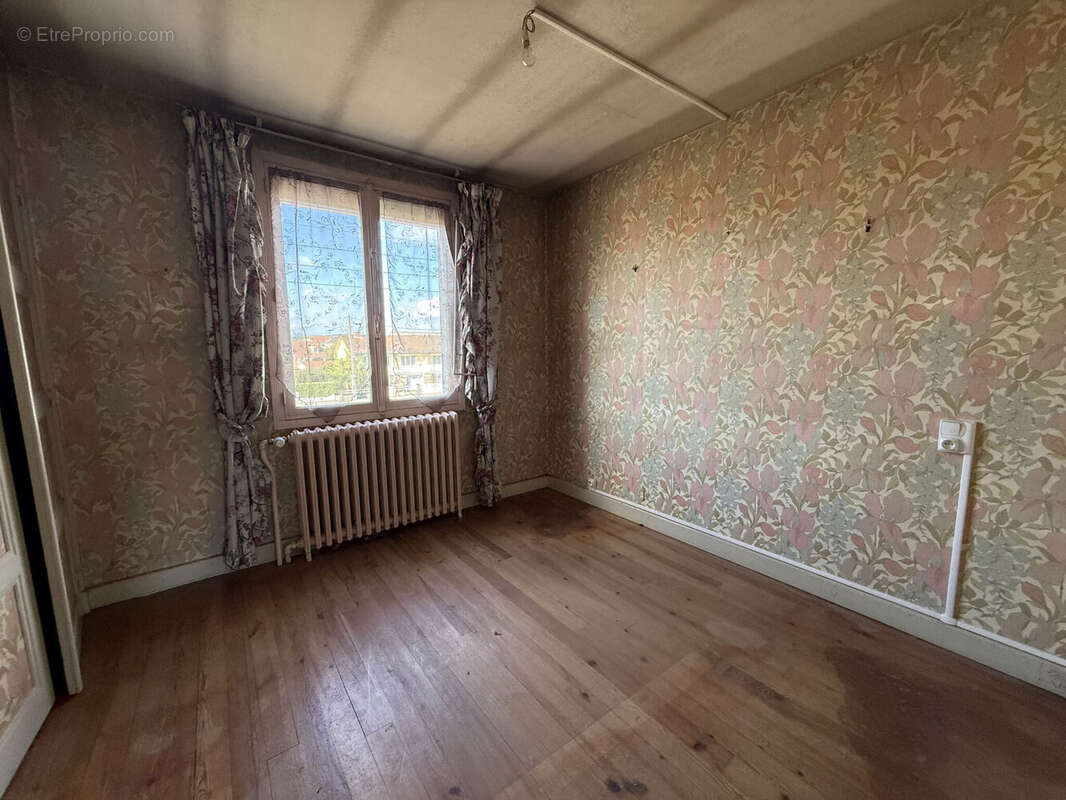 Photo 7 - Maison à GUEUGNON