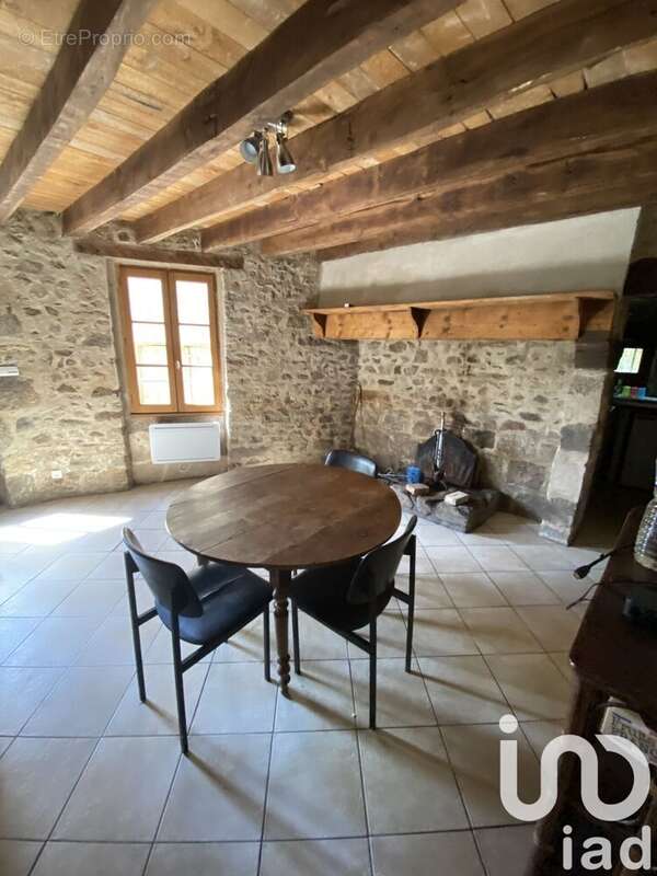 Maison 90 m² à Saint-Quentin-La-Chabanne  - photo 4