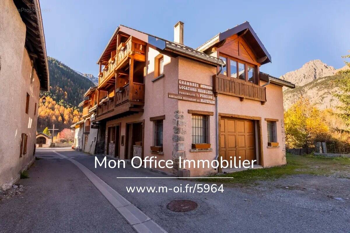 Maison à CEILLAC