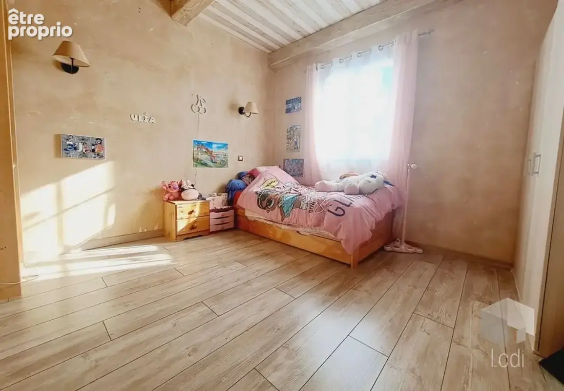MONTELIMAR, Maison mitoyenne de 110 m2 avec jardin et grand sous-sol - photo 10