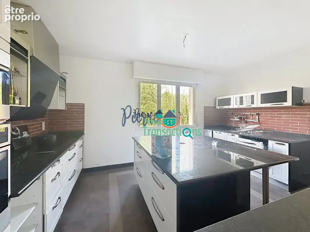 Maison 6 pièces 161 m² à vendre à Lillebonne (76170) - photo 3