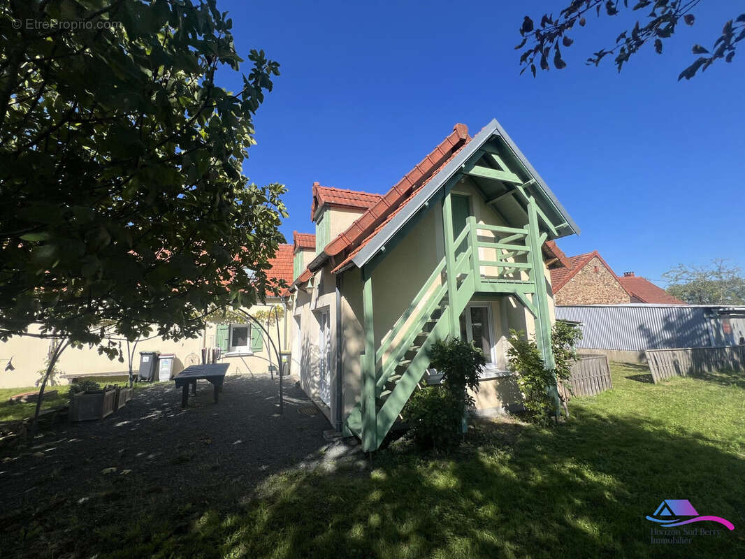 PIGNON GAUCHE - Maison à SAINT-SATURNIN