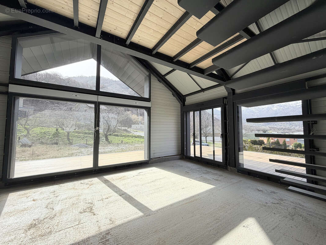 Maison à VILLARGONDRAN