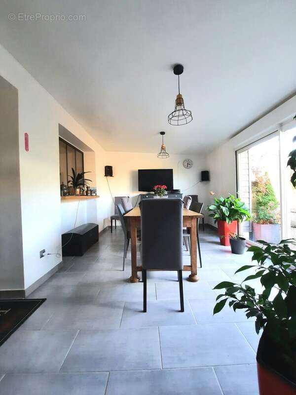 SALLE A MANGER - Maison à LE VERDON-SUR-MER