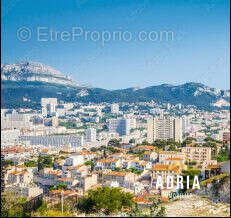 Appartement 60 m² à Marseille-11e  - photo 3