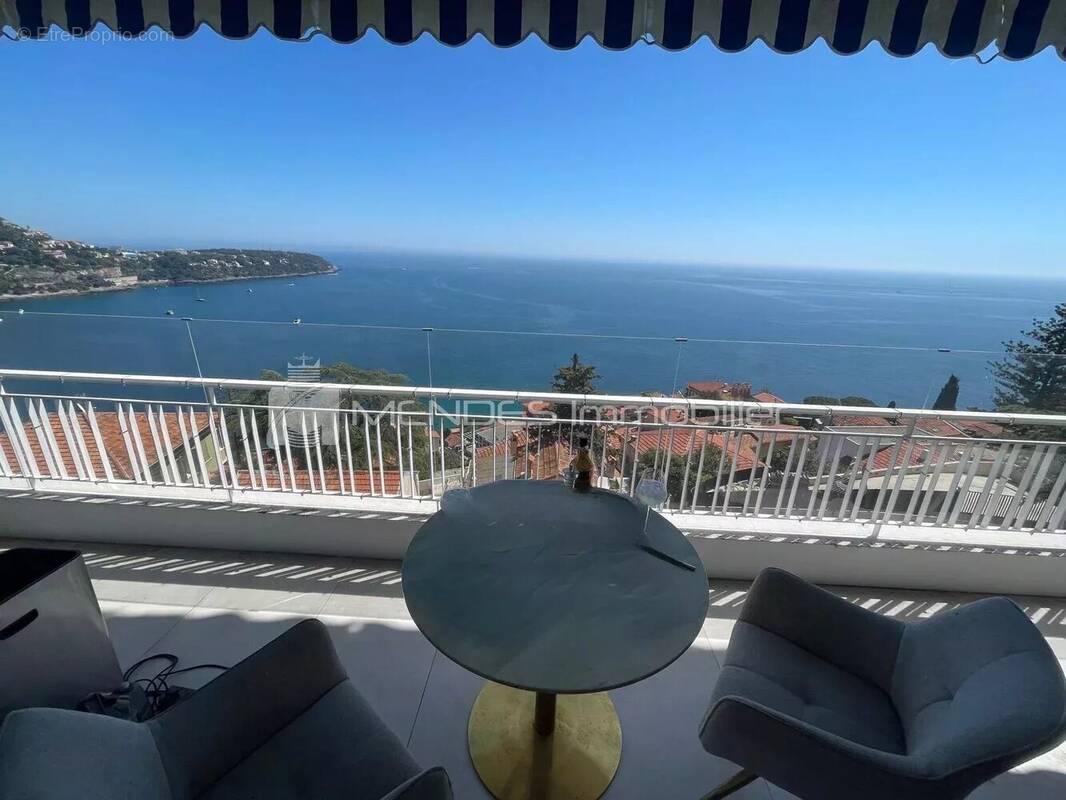 Appartement à ROQUEBRUNE-CAP-MARTIN