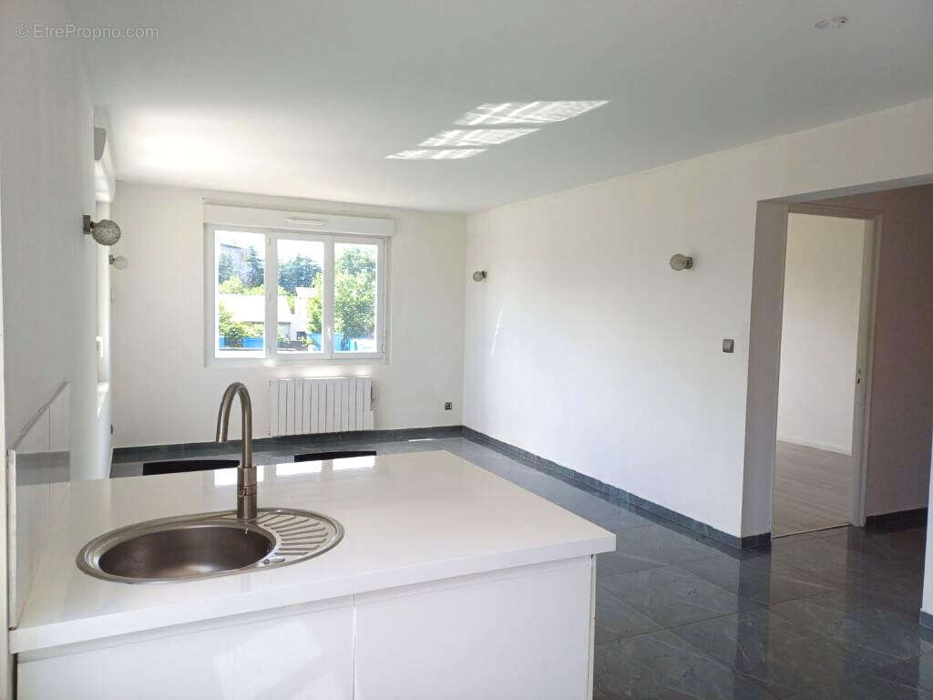 Appartement à FEYZIN